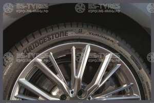 Bridgestone Turanza T006 285/45 R21 113Y