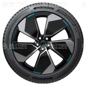 Hankook iON i*cept IW01A SUV 215/55 R17 98V