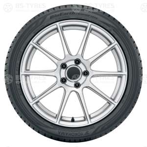 Yokohama BluEarth Winter V906 225/45 R19 96V